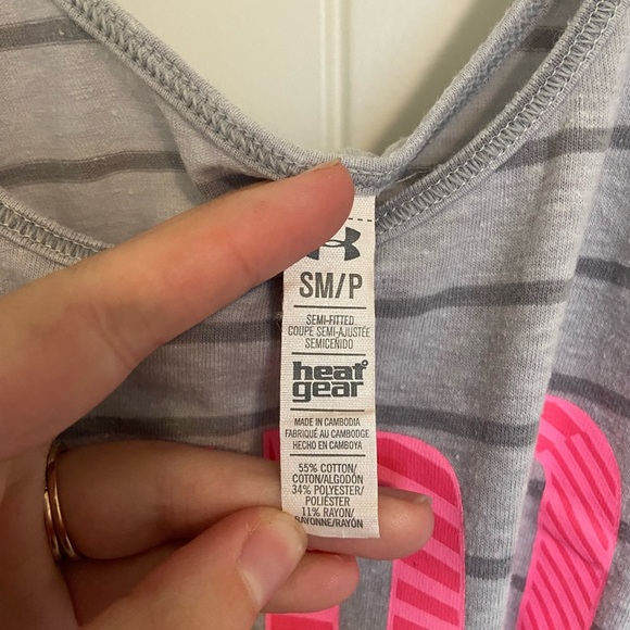 Under Armour women’s semi-fitted heat gear gray striped hero active tank small‎ - Picture 3 of 6